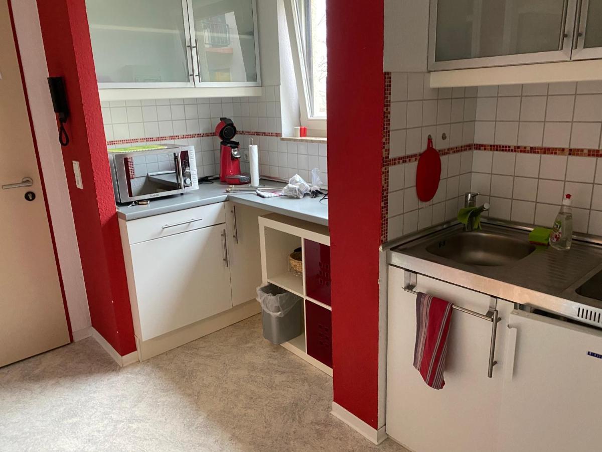 Zwei Zimmer Appartment mit Balkon und Stellplatz voll möbliert Trier Exterior foto