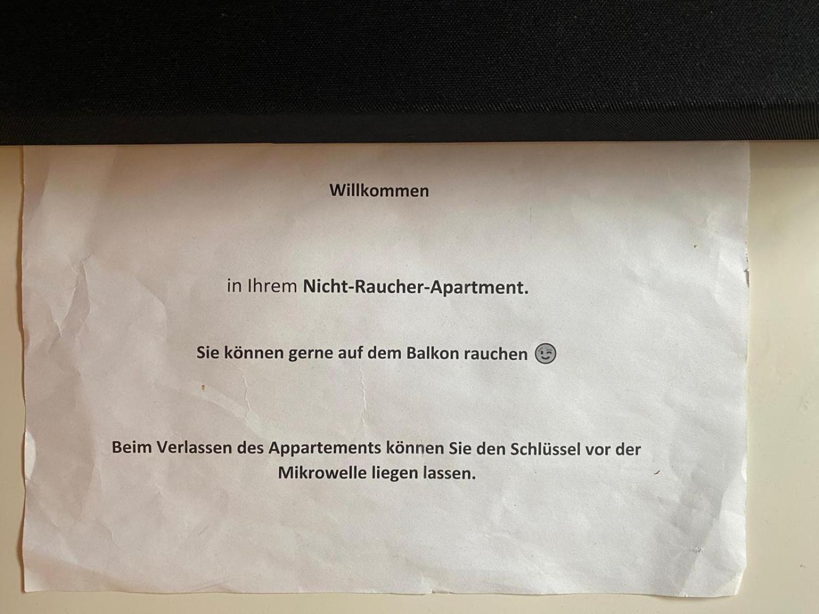 Zwei Zimmer Appartment mit Balkon und Stellplatz voll möbliert Trier Exterior foto